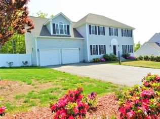 8 W Ledge Rd, Clinton, MA 01510