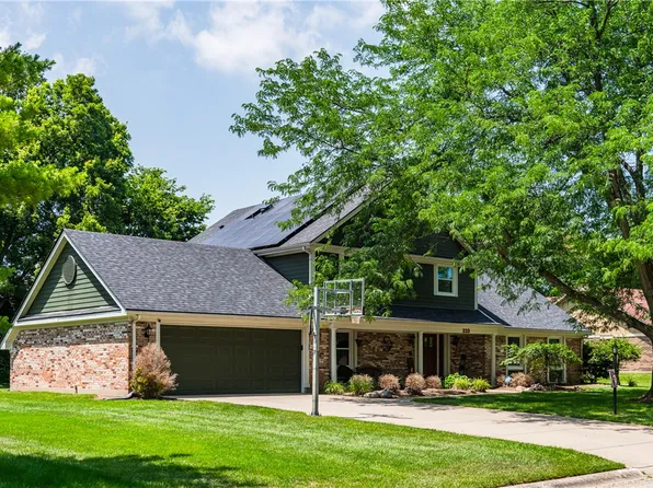 233 Bramblebush Trl, Dayton, OH 45440