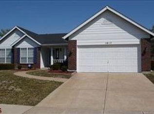 1017 Keeneland Rd, Florissant, MO 63034