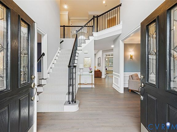 5th image of 593 Raleigh Manor Rd