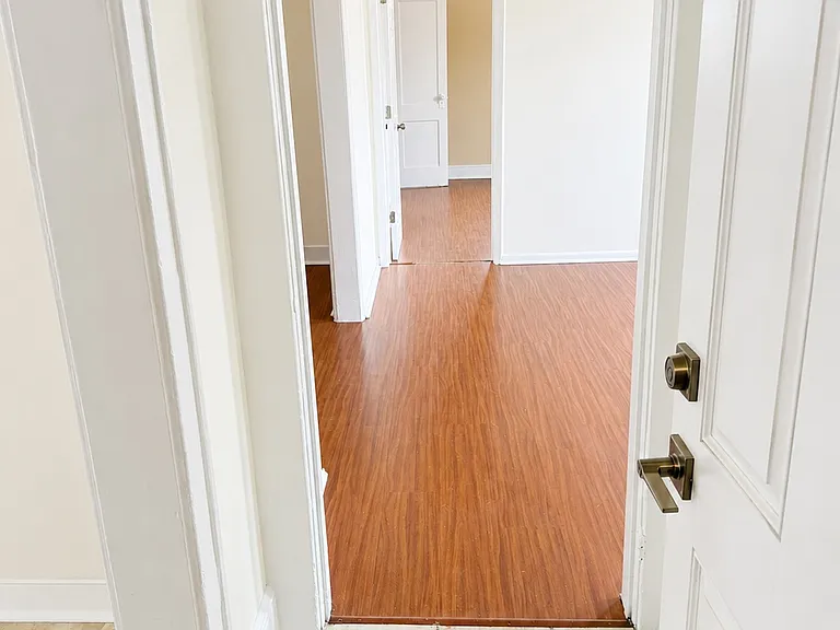 137 Hammond Ave #4 — Photo 20
