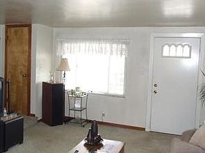 5th image of 325 Cedar St