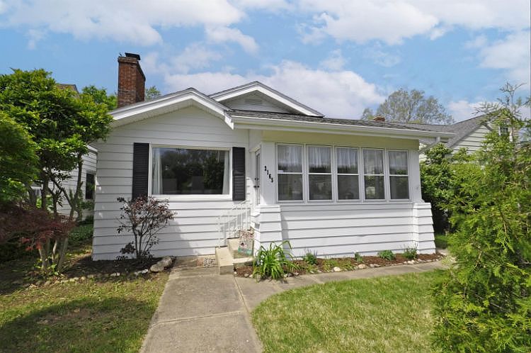 1st image of 2165 Parkview Pl