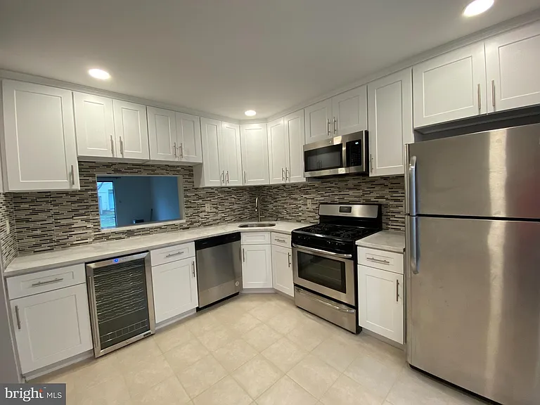 6 Latta Ct — Photo 3