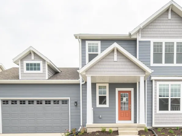 415 Crusader Poin, Waunakee, WI 53597