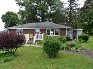210 Orchard Ave, Belle vernon, PA