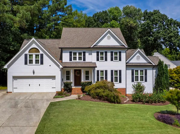 108 Greymist Ln, Cary, NC 27518