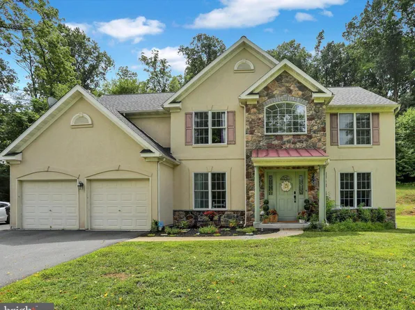851 Schoffers Rd, Birdsboro, PA 19508