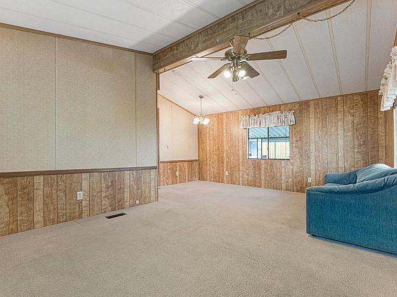 3rd image of 8132 Willow Street