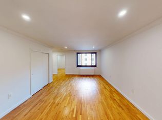 284 Mott St APT 5r, New York, NY 10012