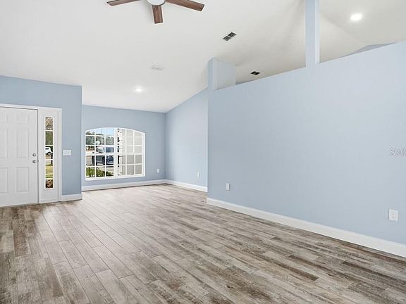 2nd image of 9476 Spring Hill Dr