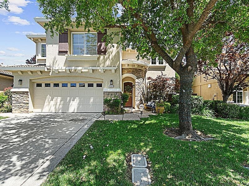 1st image of 1157 Villagio Dr