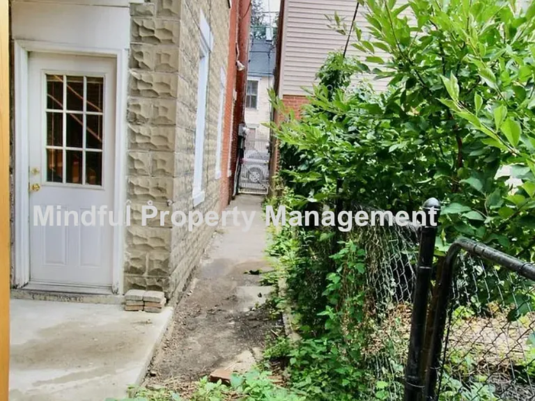 1308 Penn St #1 — Photo 1