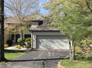 1410 Bridge Water Way #B-10, Mishawaka, IN
