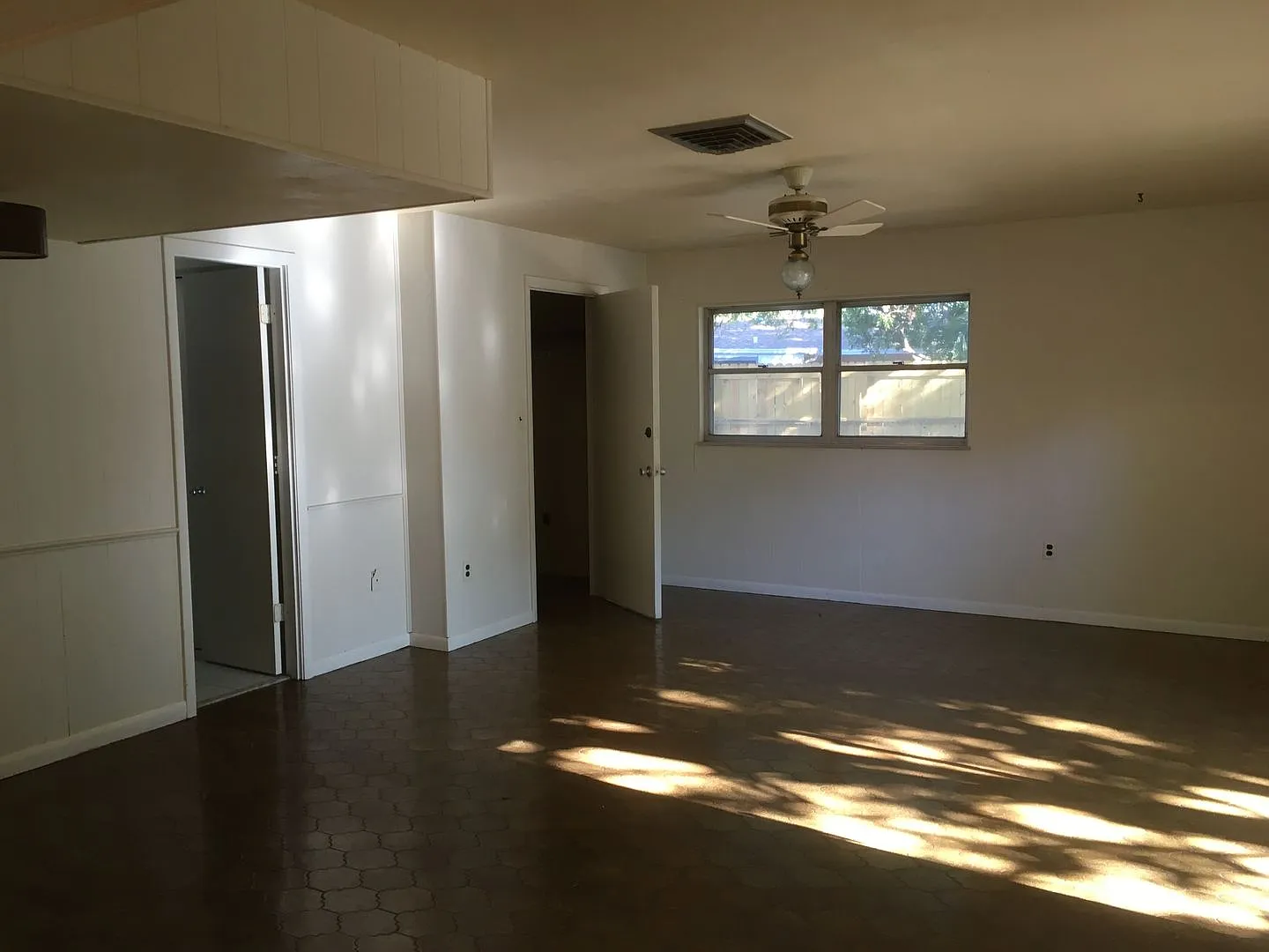 5045 Brookmeade Drive Sarasota — Photo 3