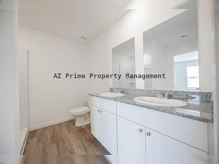 28 S Naples Ln — Photo 14