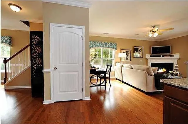 2014 Maybelles Ln — Photo 10