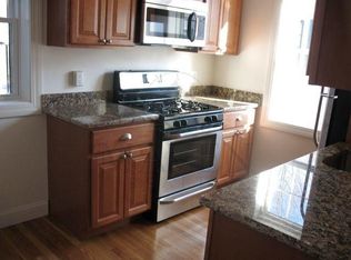 108 Reed St #10, Cambridge, MA 02140