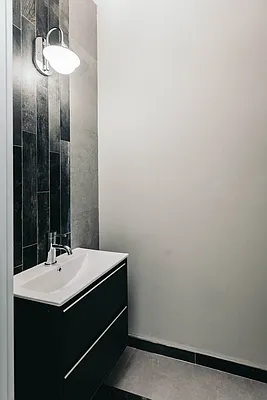 Rented by Nooklyn NYC LLC | media 58