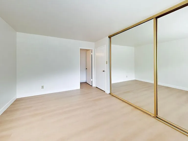 693 San Bruno Ave #4 — Photo 9