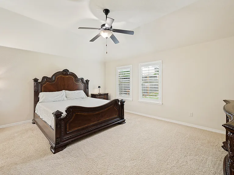 10408 Old Eagle River Ln — Photo 11