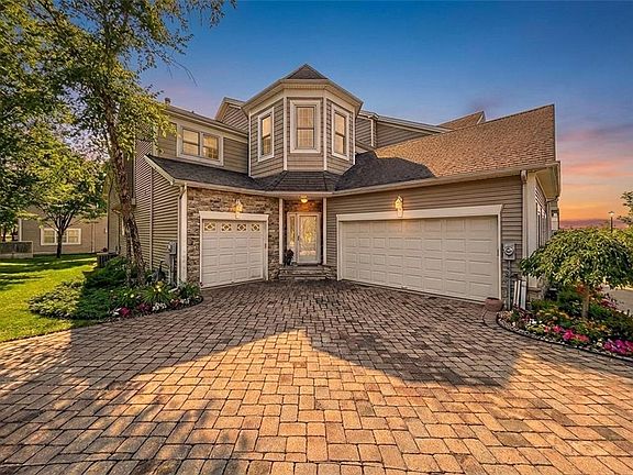 2nd image of 20 Tides Ln