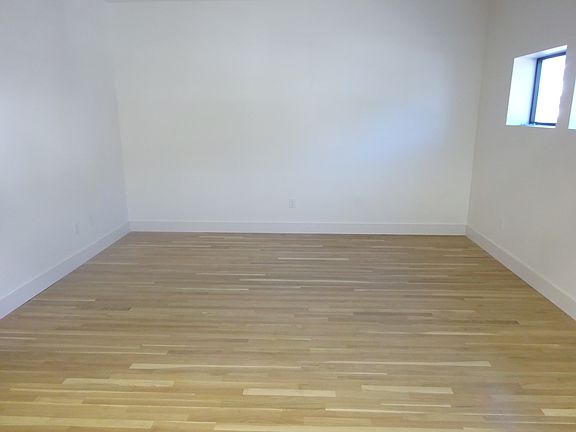 3rd image of 701 Main St #1