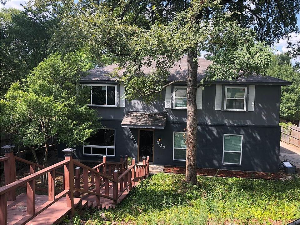1st image of 307 Softwood Dr
