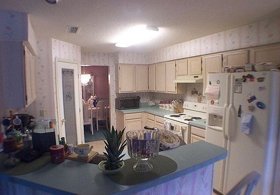 4th image of 739 Sunken Meadow Ln