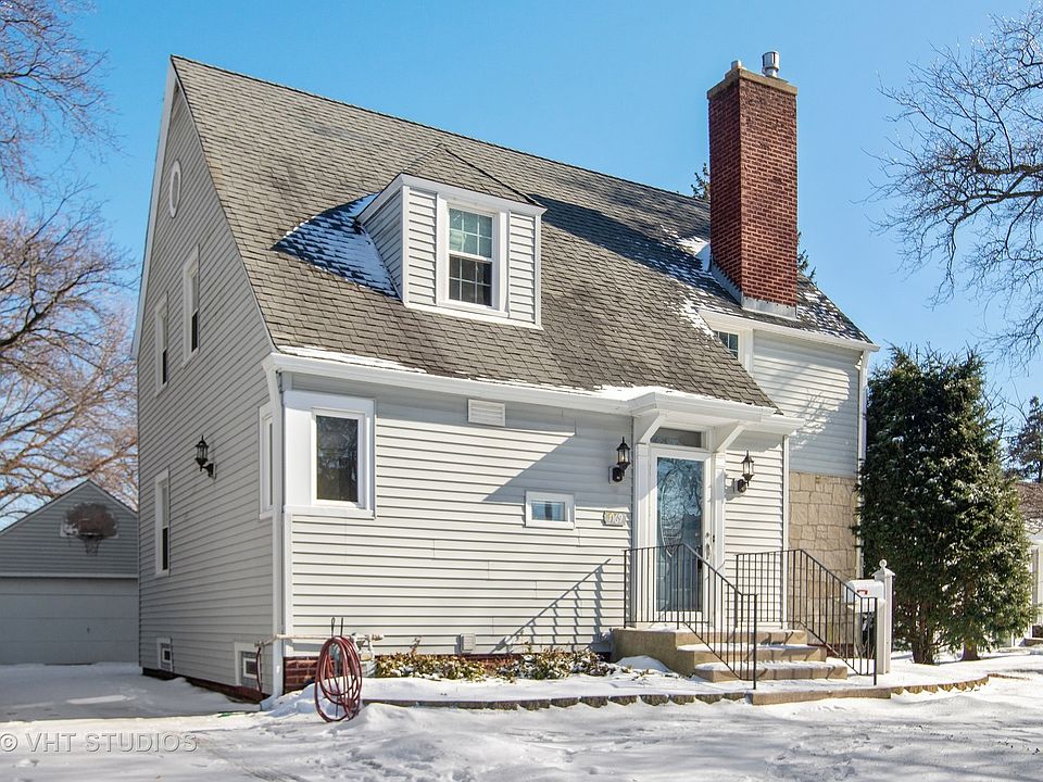 1st image of 1169 Margret St