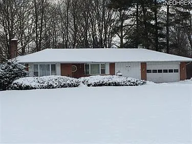 850 McArthur Rd photo 1