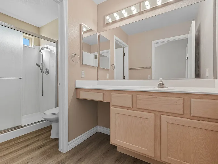 2501 Showcase Dr — Photo 19