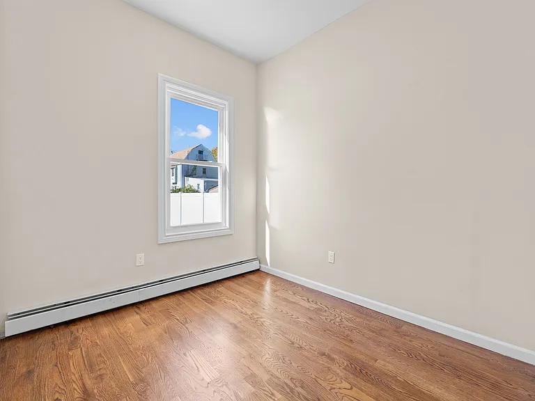 460 S 6th Ave #1 — Photo 7