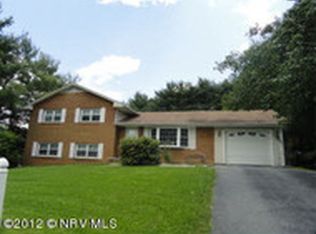 50 Overland Dr, Christiansburg, VA 24073