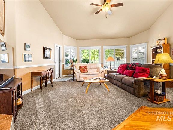 3rd image of 315 Hilldrop St
