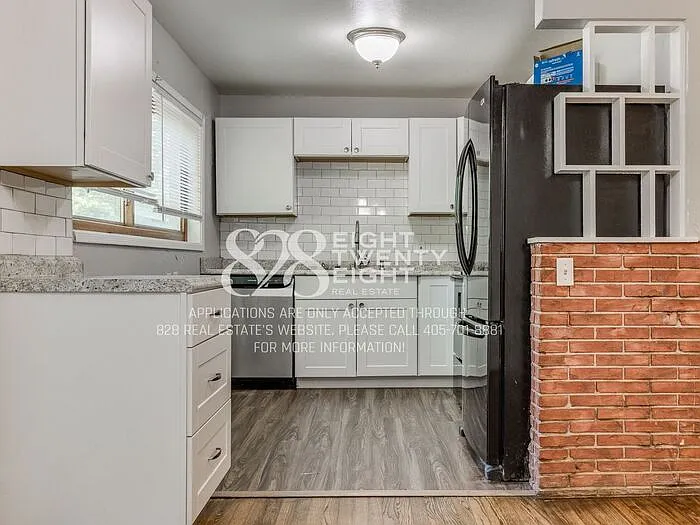 121 Gill Dr — Photo 14
