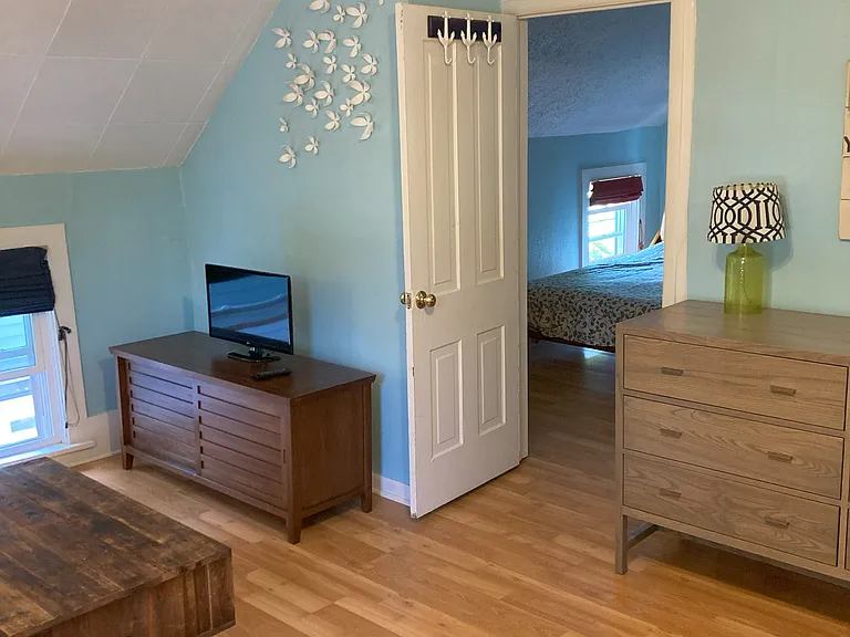 810 Church St — Photo 10