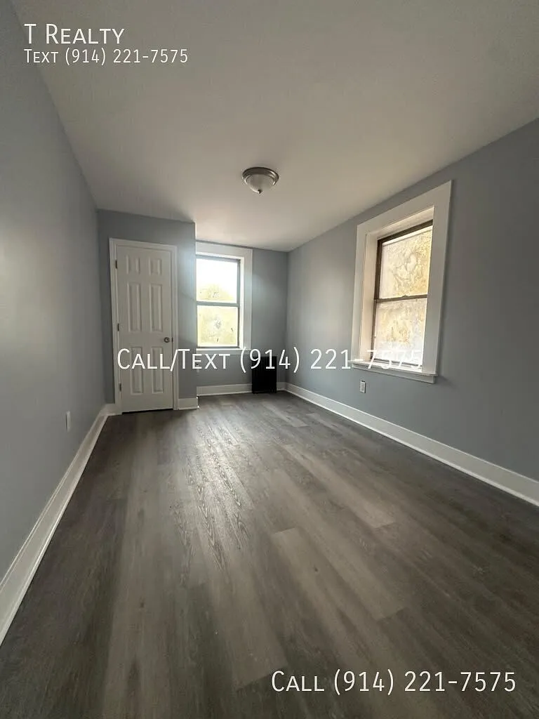 128 S 3rd Ave — Photo 1