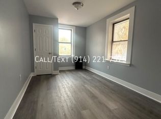128 S 3rd Ave, Mount Vernon, NY 10550