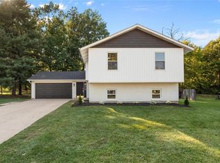 1615 Deergrass Dr, Saint Charles, MO