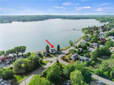 90 Niantic River Rd, Waterford, CT, 06385