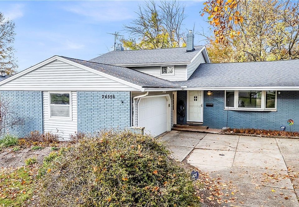 1st image of 24556 Mitchell Dr