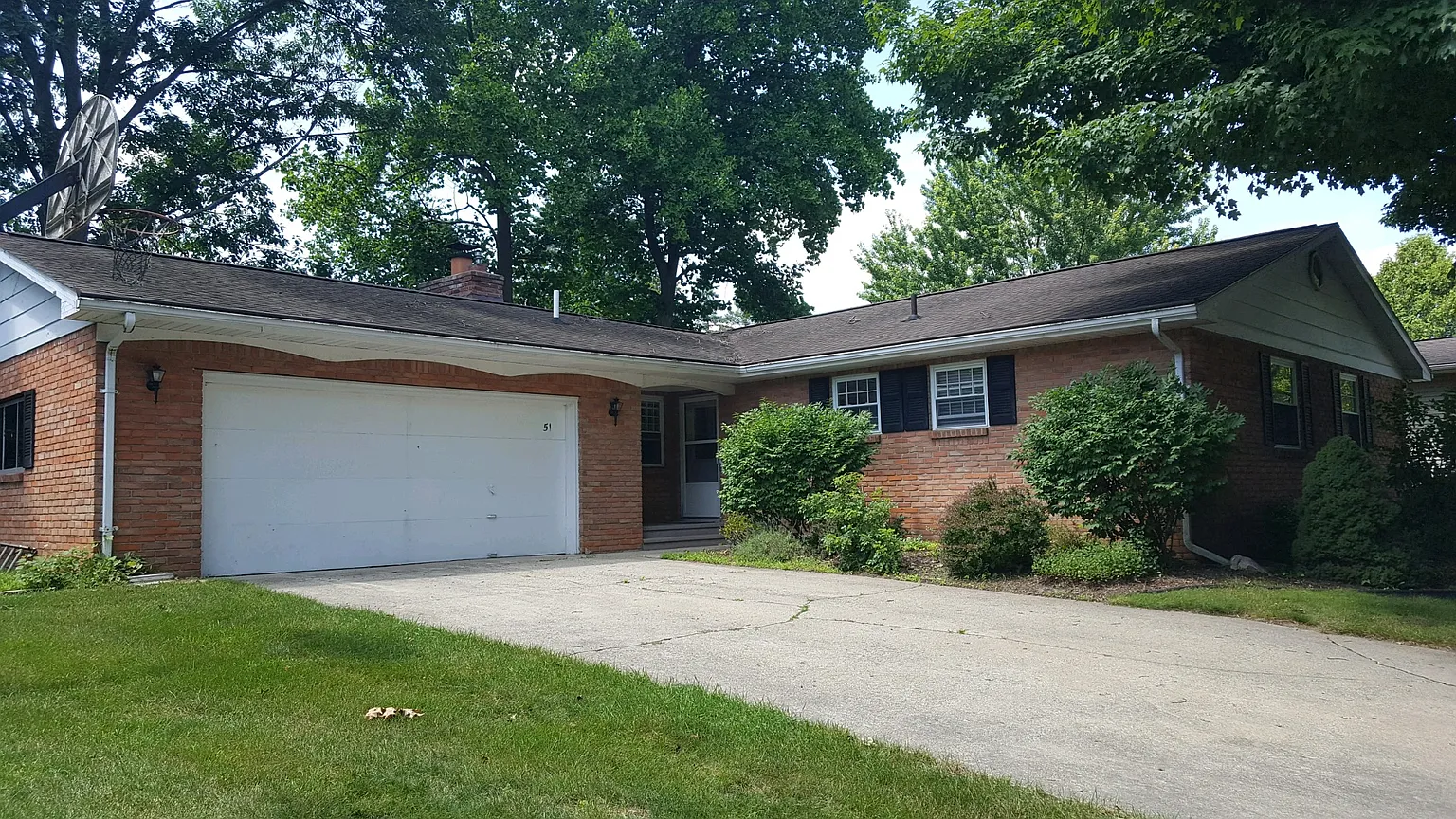 51 Butternut Ct photo 1