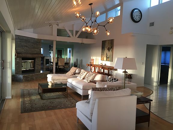 3rd image of 6948 Southwind Dr