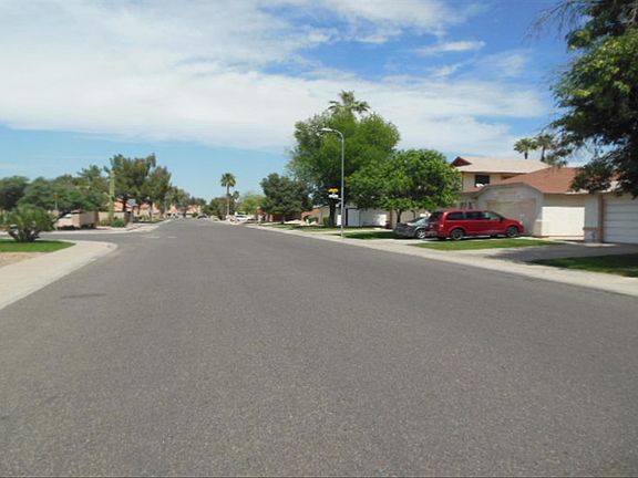 4th image of 4429 N 101st Ave