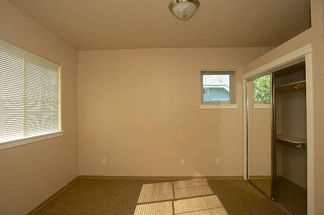 1931 Hilyard St - Bedroom 1 1931 Hilyard St - Bedroom 1
