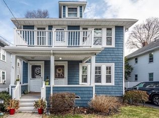 95 Landseer St, West Roxbury, MA 02132