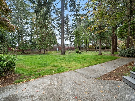 3rd image of 7806 Birch Bay Drive #505