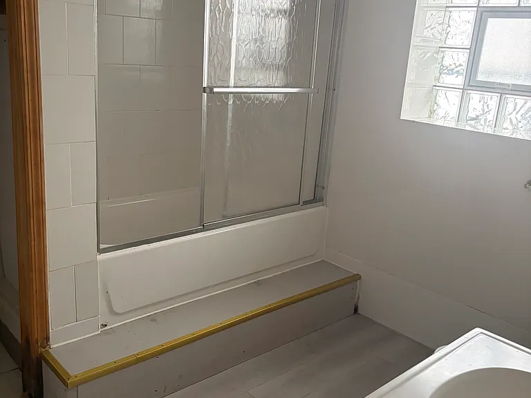 1007 N Drake Ave — Photo 9