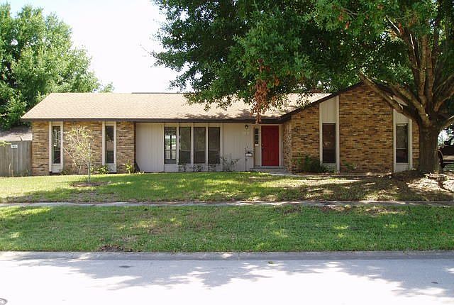 1st image of 616 Glenview Dr